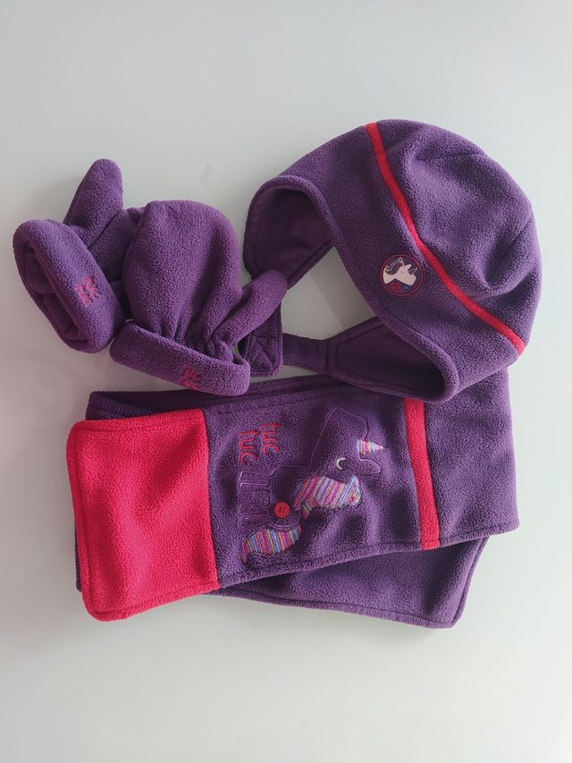 Gorro, bufanda y manoplas TUC TUC
