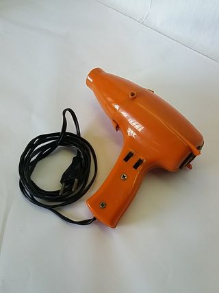 Secador años 70 antiguo. de segunda mano por 25 EUR en Argamasilla de  Calatrava en WALLAPOP