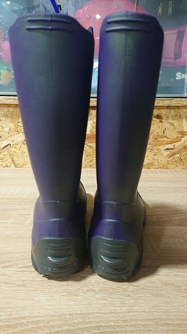 BOTAS DE AGUA NIÑO DECATHLON