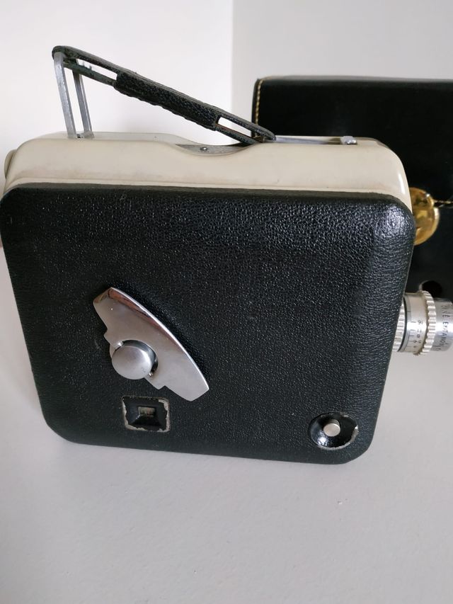 CÁMARA VIDEO ANTIGUA