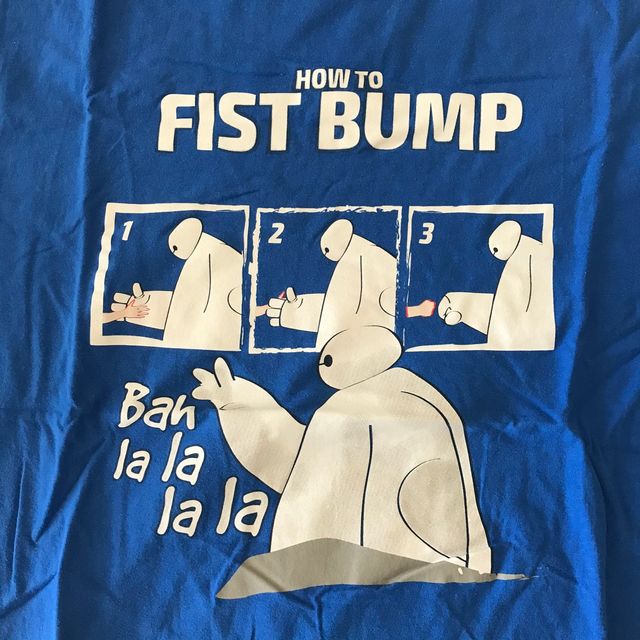 Camiseta Fist Bump