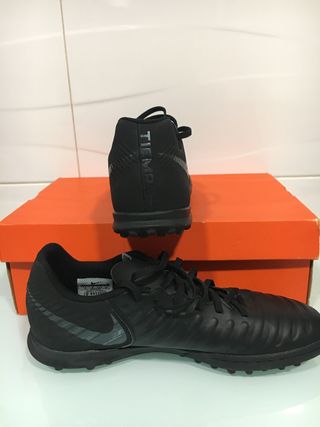 nike tiempo multitaco