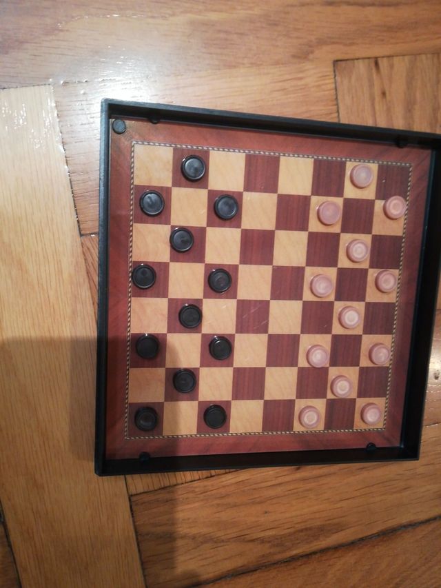 Tablero de ajedrez y damas magnetico