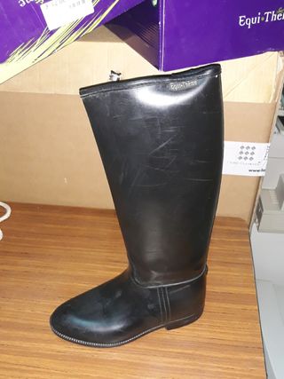 Botas equitación Aigle y Equi Theme de segunda mano por 10 EUR en Utrera en  WALLAPOP