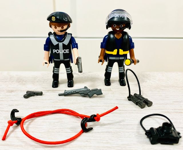 PLAYMOBIL - COCHE POLICIA + Lancha Remolque