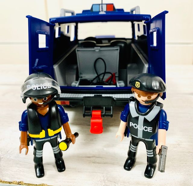 PLAYMOBIL - COCHE POLICIA + Lancha Remolque