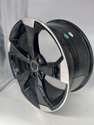 JUEGO DE LLANTAS DE AUDI EN 18 PULGADAS