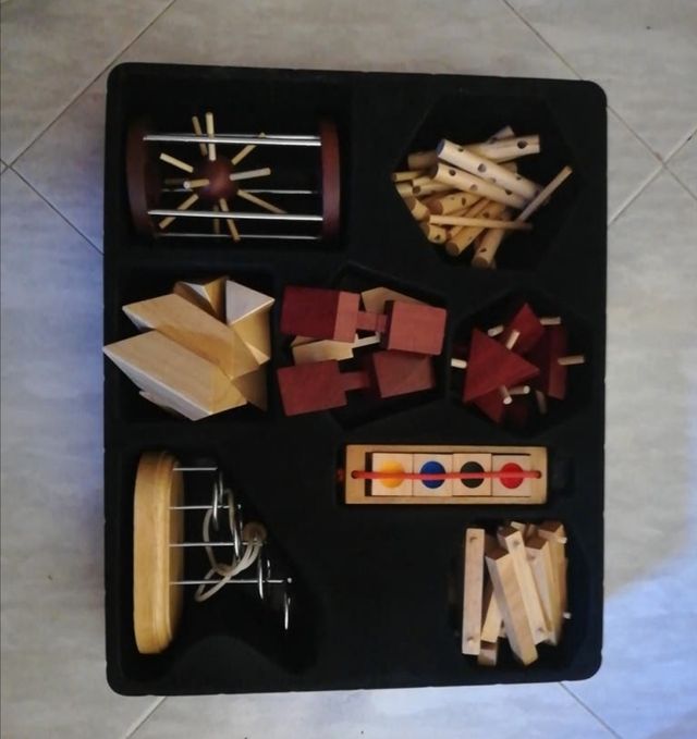 Juego de Mesa Puzzle IQ Lógica