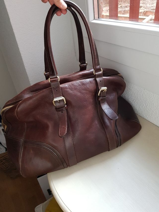 Bolsa Dsquared de cuero.