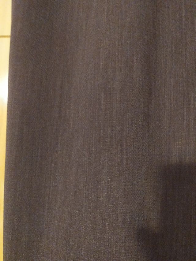 Falda semilarga talla 42. color marron