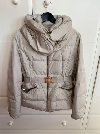 Plumas mujer Purificación Garcia de segunda mano por 30 EUR en Majadahonda  en WALLAPOP