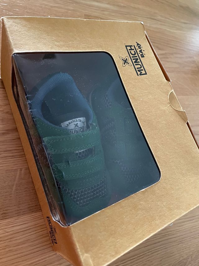 Zapatos bebé snickers Munich talla 19