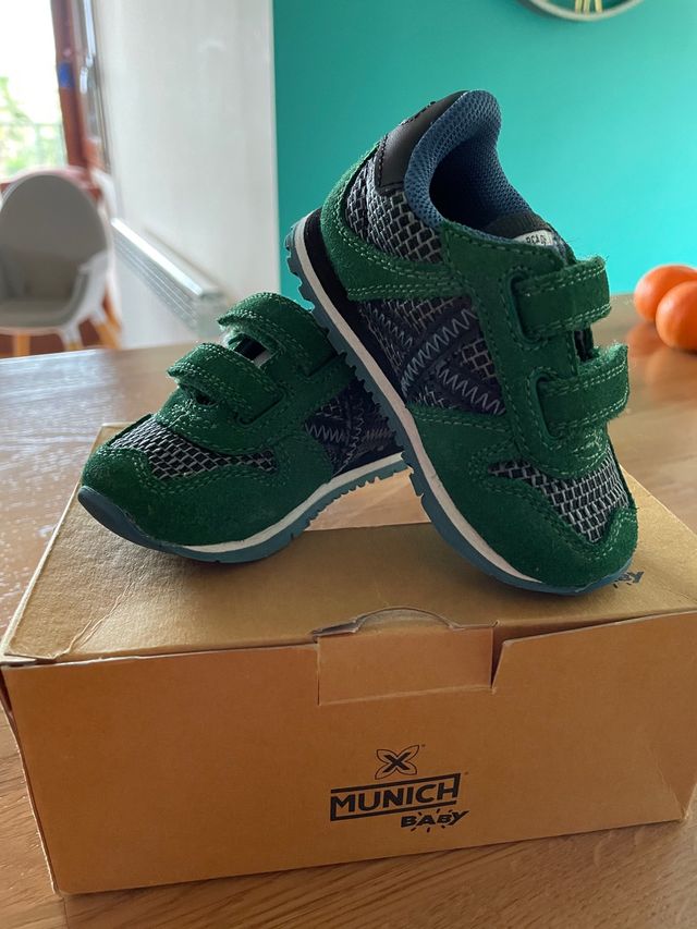 Zapatos bebé snickers Munich talla 19