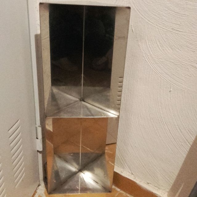 Esquinera/estantería de acero inoxidable