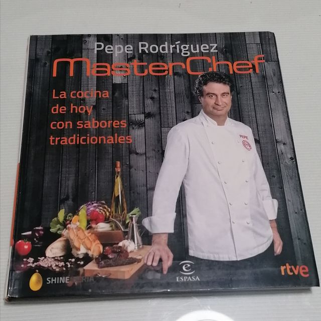 Lote de libros de reposteria.