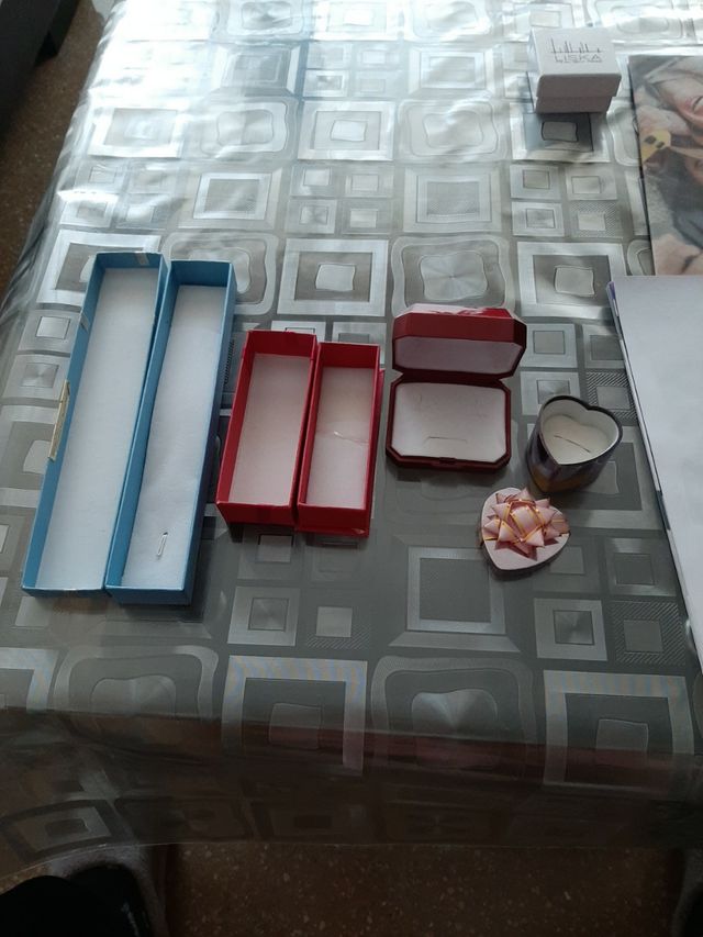 Cajas de regalo 5€ todas