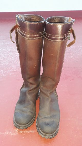 Botas montería de segunda mano por 25 EUR en Sevilla en WALLAPOP