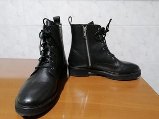 Botines militares Mango Talla 36 de segunda mano por 25 EUR en Valdemoro en  WALLAPOP