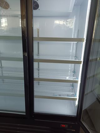 vitrina frio 2 puertas de cristal