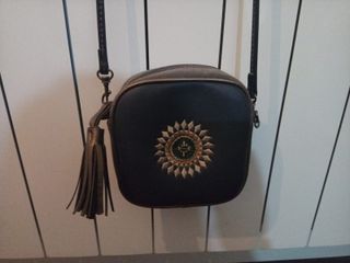BOLSO BANDOLERA NATURA de segunda mano por 5 EUR en Madrid en WALLAPOP
