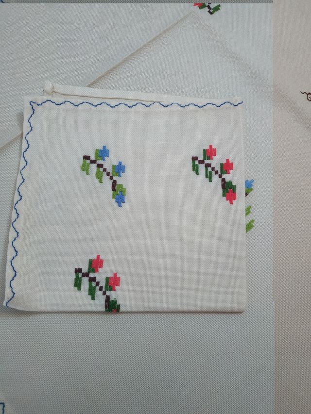 Mantelería hilo Bordada