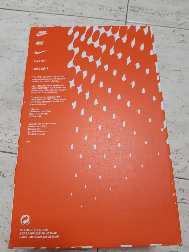 NIKE Caja de zapatillas 