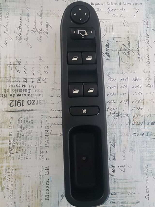 interruptor ventanilla y embellecedor