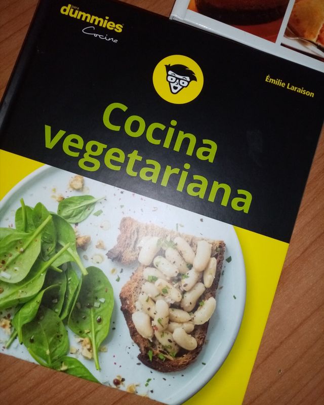 Lote Libro Recetas Vegetarianas y Postres  Nuevos
