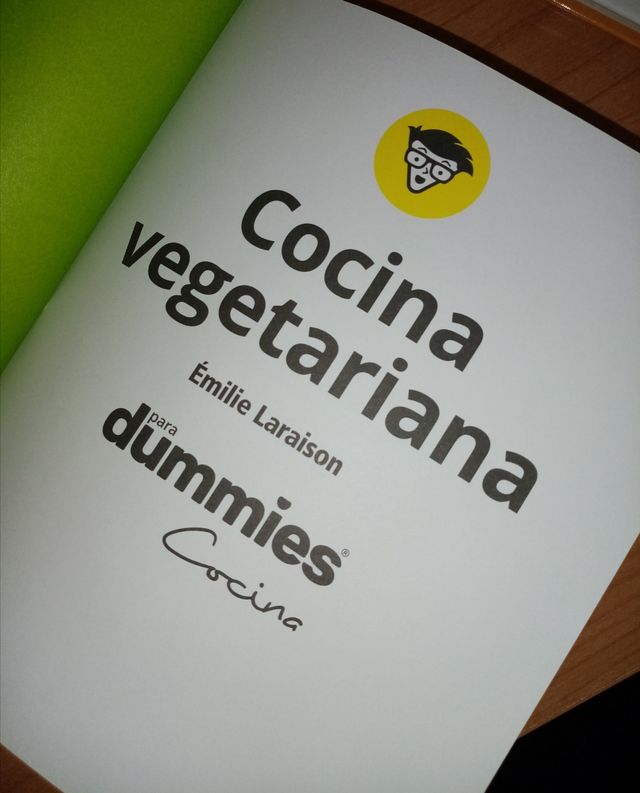 Lote Libro Recetas Vegetarianas y Postres  Nuevos
