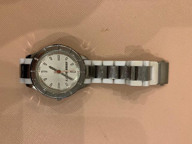 Reloj Miss Sixty en excelente estado