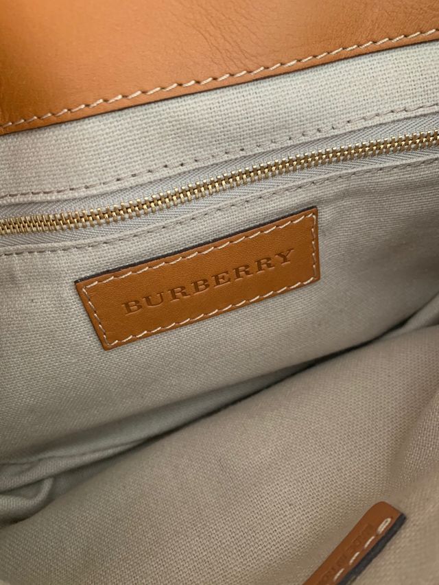 Bandolera Burberry cuero auténtico