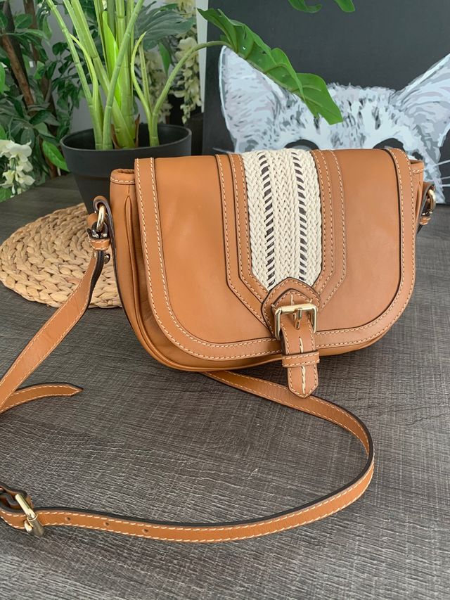 Bandolera Burberry cuero auténtico