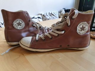 converse de piel marron