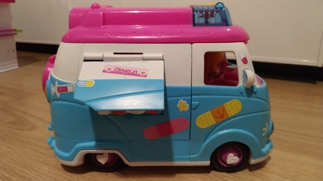 ambulancia pin y pon