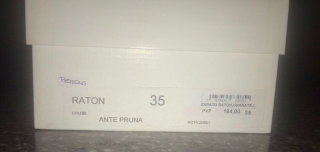 Zapatos color burdeos SAHZÁ, nuevos