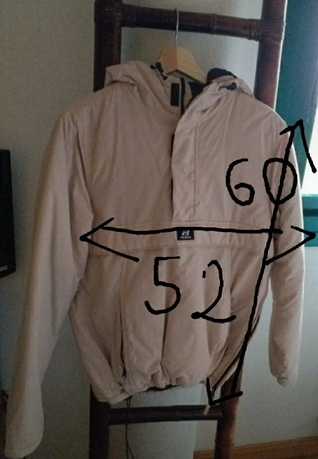 Canguro/Anorak de Pull&bear