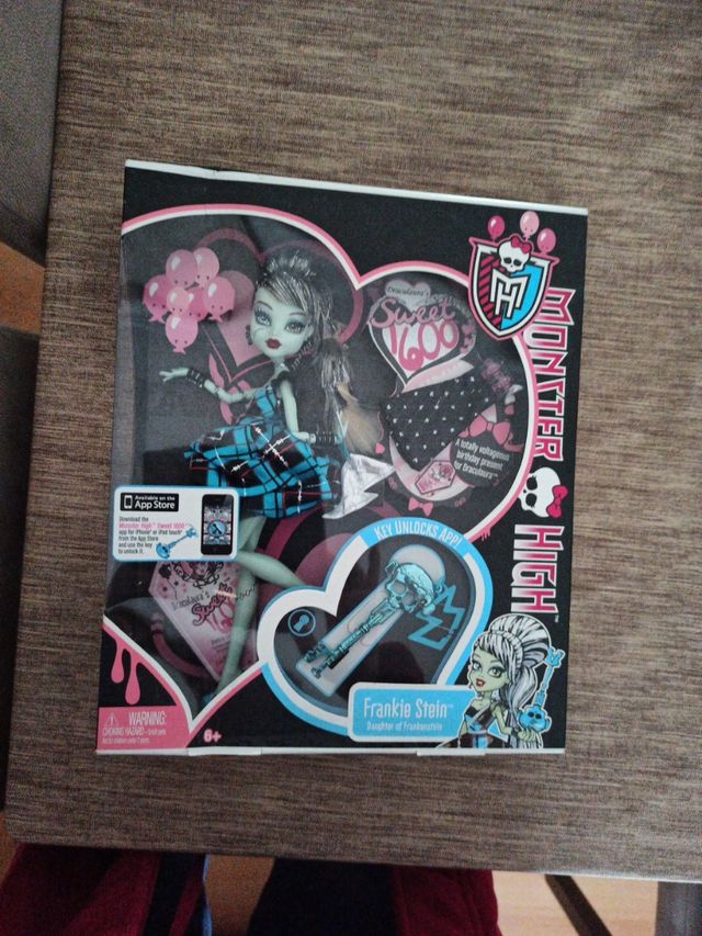 Frankie Stein Monster High