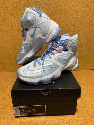 Zapatillas Nike Lebron 13 Xmas edición limitada OG de segunda mano por 275  EUR en Sevilla en WALLAPOP