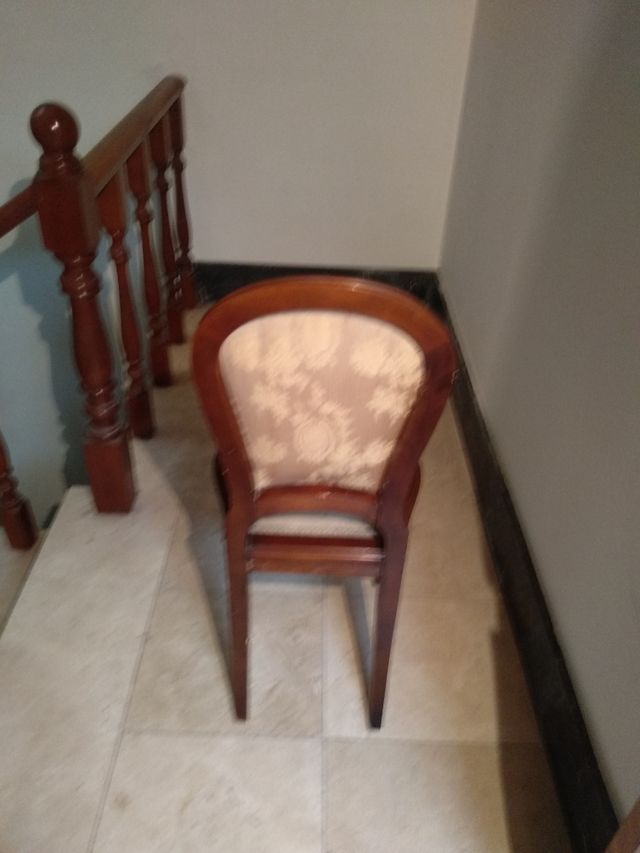 Silla madera tapizada
