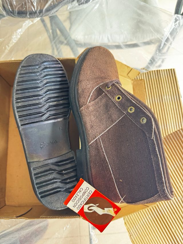 Botas tipo Chirica a estrenar talla 42