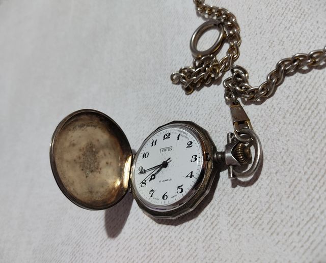 Antiguo reloj de bolsillo Fertus 17 rubí