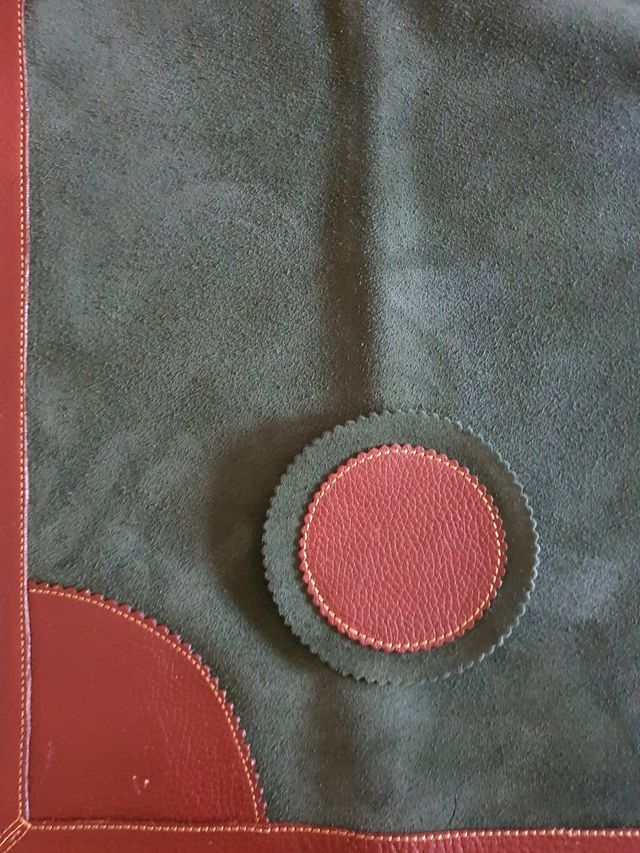 Tapete de piel para jugar a las cartas