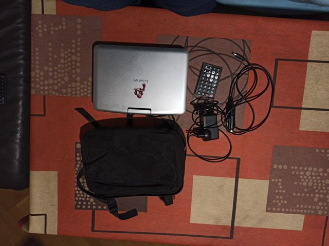 DVD PORTÁTIL 9 PULGAFAS