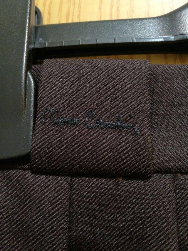 Pierre Cardin 4 pantalónes 15€  Caballero NUEVOS .