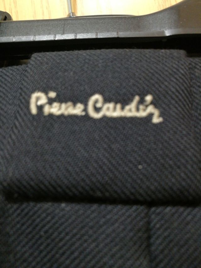 Pierre Cardin 4 pantalónes 15€  Caballero NUEVOS .
