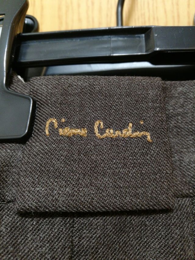 Pierre Cardin 4 pantalónes 15€  Caballero NUEVOS .