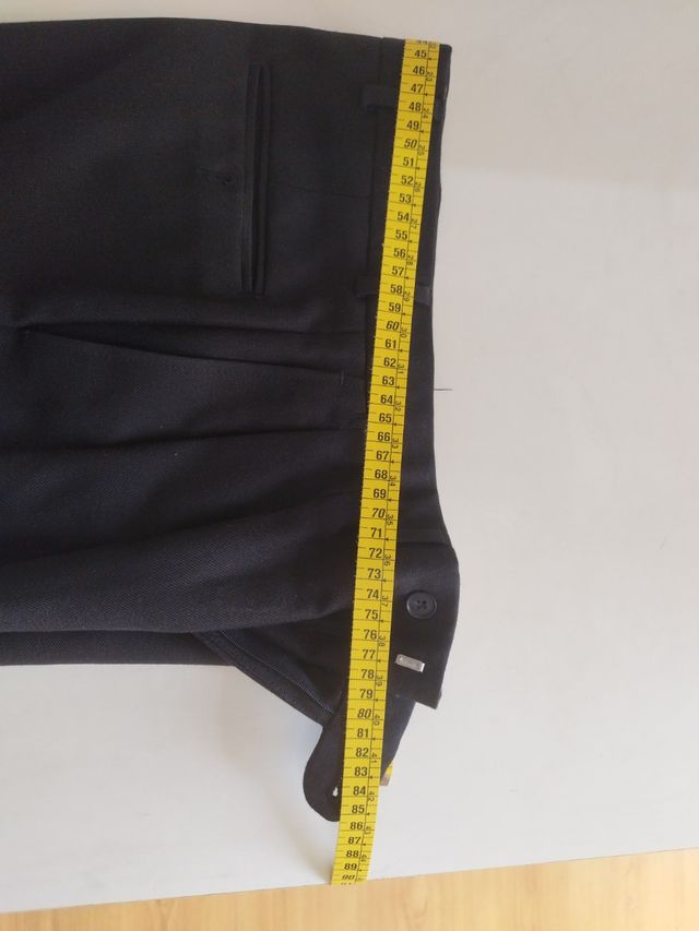 Pierre Cardin 4 pantalónes 15€  Caballero NUEVOS .