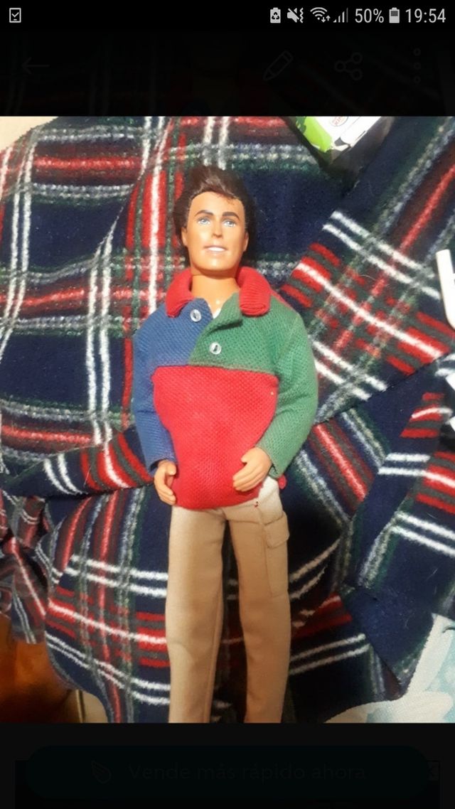 ken universitario barbie