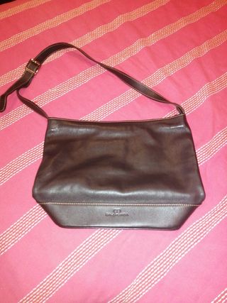 BOLSO BALENCIAGA PIEL NEGRO de segunda mano por 113 EUR en Los Berrocales  de Jarama en WALLAPOP