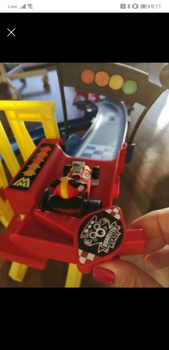 Mickey y los superpilotos, pista de entrenamiento